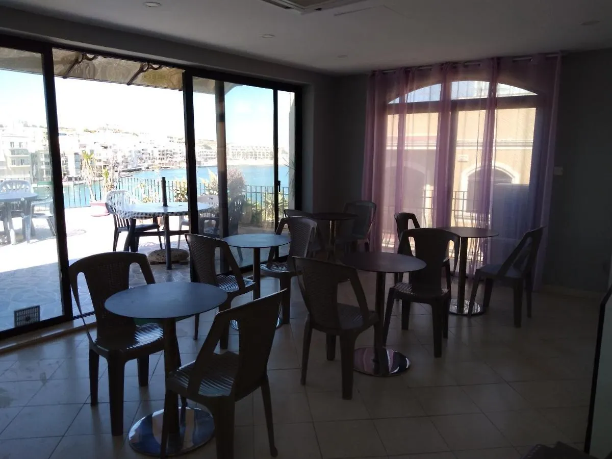 Seafront Akwador Hotel Marsaskala 0*,  Malta