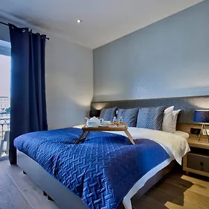 Tritoni Valletta Boutique Φλοριάνα