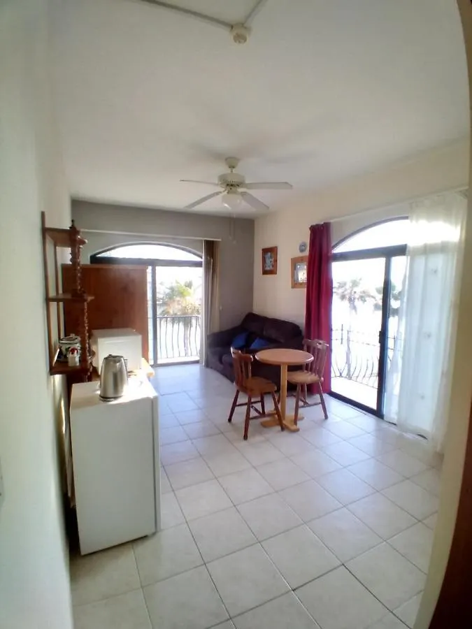 Affittacamere Hotel Seafront Akwador Marsaskala Malta